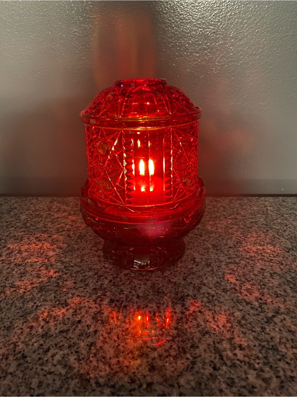 Vintage INDIANA GLASS Fairy Lamp Ruby Flash Red over Amber STARS & BARS - Picture 3 of 17